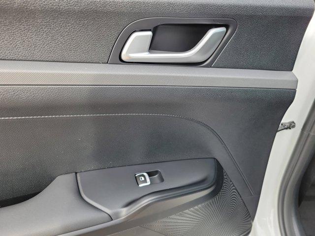 new 2025 Kia K5 car, priced at $27,670
