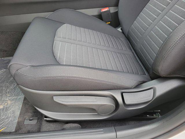 new 2025 Kia K5 car, priced at $27,670