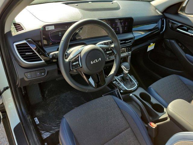 new 2025 Kia Seltos car, priced at $25,495