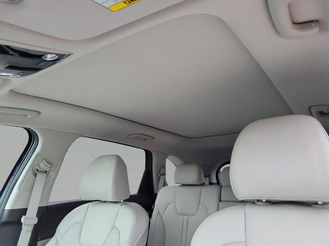 new 2025 Kia Sorento car, priced at $36,525
