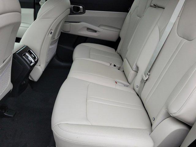 new 2025 Kia Sorento car, priced at $36,525