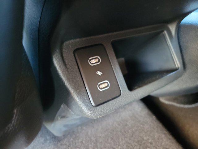 new 2025 Kia Seltos car, priced at $26,825