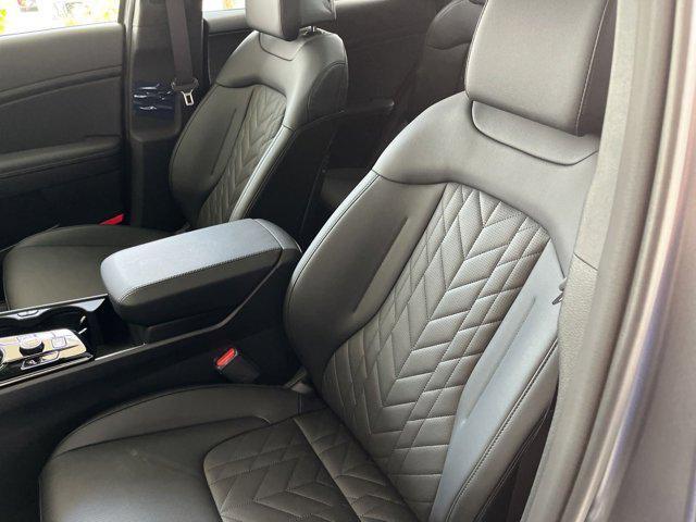 new 2024 Kia Sportage Plug-In Hybrid car, priced at $39,099