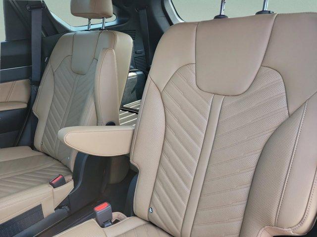 used 2025 Kia Sorento car, priced at $44,600