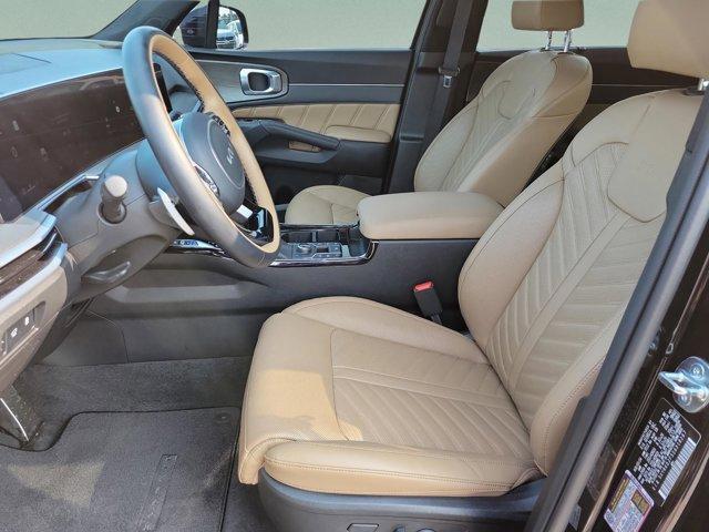 used 2025 Kia Sorento car, priced at $44,600