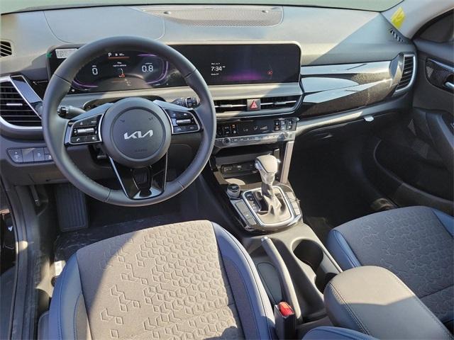 new 2025 Kia Seltos car, priced at $25,645