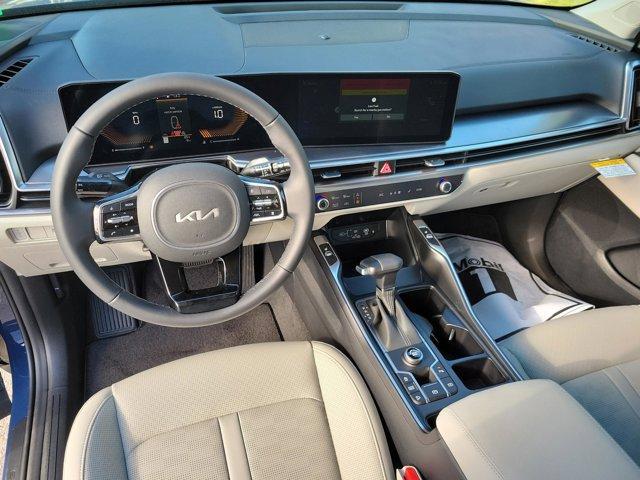 new 2025 Kia Sorento car, priced at $35,600