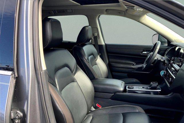 used 2023 Nissan Pathfinder car, priced at $34,000