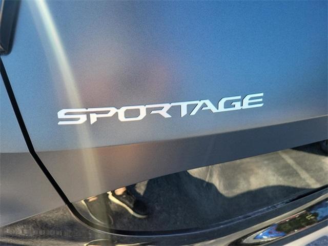new 2025 Kia Sportage Hybrid car, priced at $38,425