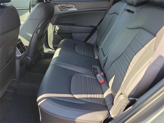 new 2025 Kia Sportage Hybrid car, priced at $38,425
