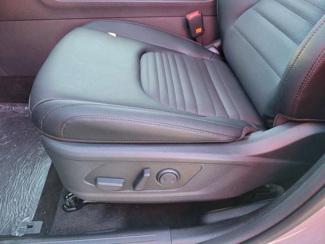 new 2025 Kia Sportage car, priced at $34,705