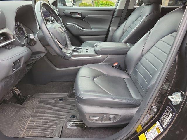 used 2023 Toyota Highlander car, priced at $38,000