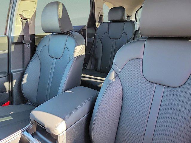 new 2025 Kia Sorento car, priced at $41,130