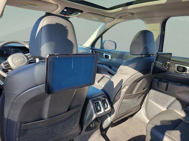 new 2025 Kia Sorento car, priced at $41,130