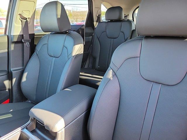 new 2025 Kia Sorento car, priced at $41,380