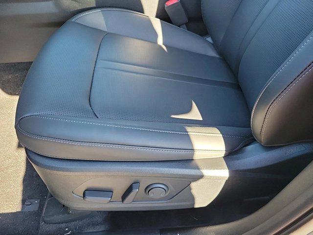 new 2025 Kia Sorento car, priced at $41,130