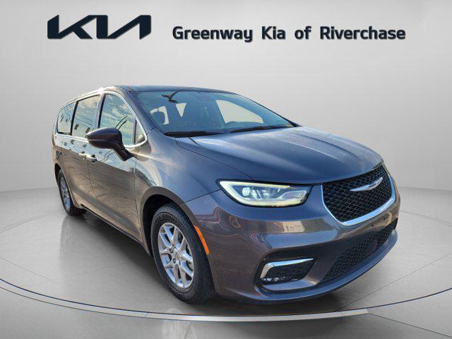 used 2023 Chrysler Pacifica car, priced at $23,500