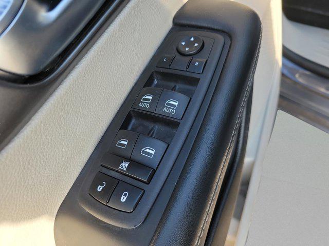 used 2023 Chrysler Pacifica car, priced at $23,500