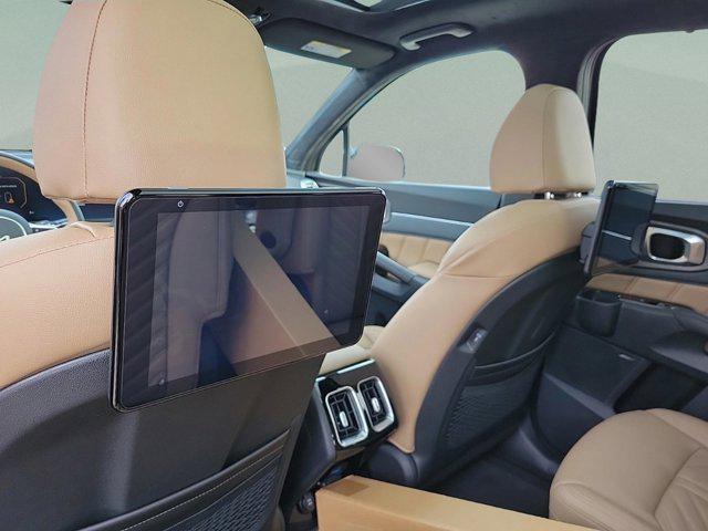 new 2025 Kia Sorento car, priced at $47,435