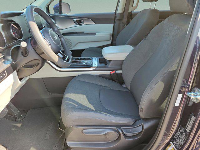 used 2023 Kia Carnival car, priced at $30,694