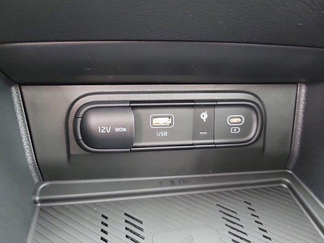 new 2025 Kia Sportage car, priced at $34,735
