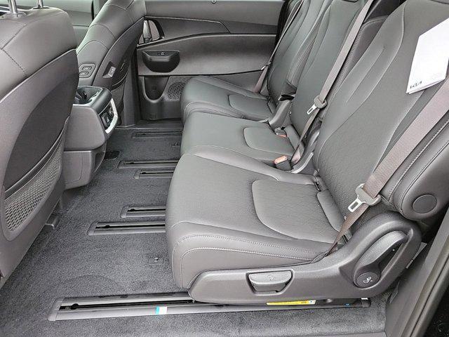 new 2025 Kia Carnival car, priced at $48,590
