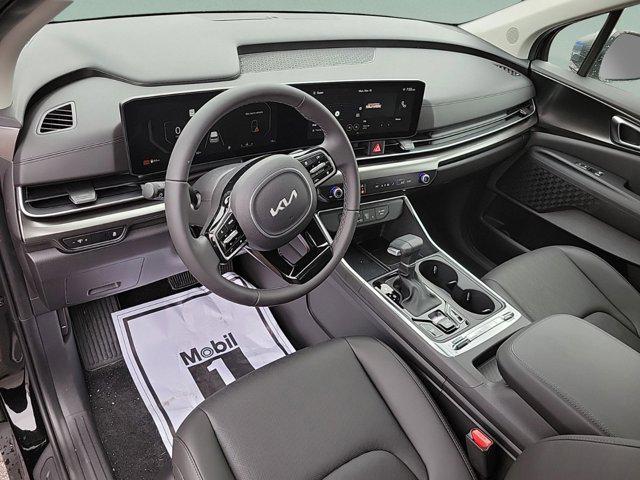 new 2025 Kia Carnival car, priced at $48,590