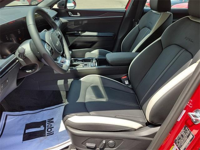 new 2025 Kia K5 car, priced at $29,335