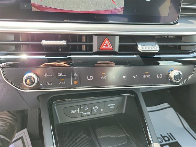new 2025 Kia K5 car, priced at $29,335