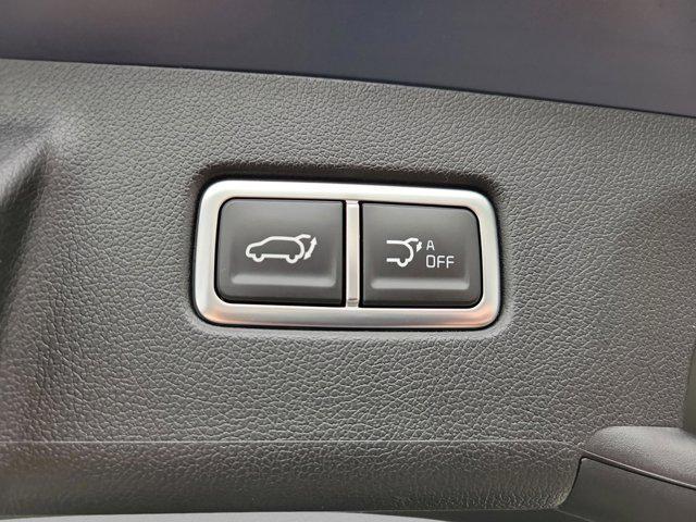 new 2025 Kia Sorento car, priced at $38,780