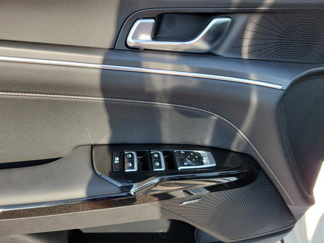 new 2025 Kia K5 car, priced at $31,085