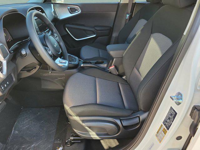 new 2025 Kia Soul car, priced at $21,618