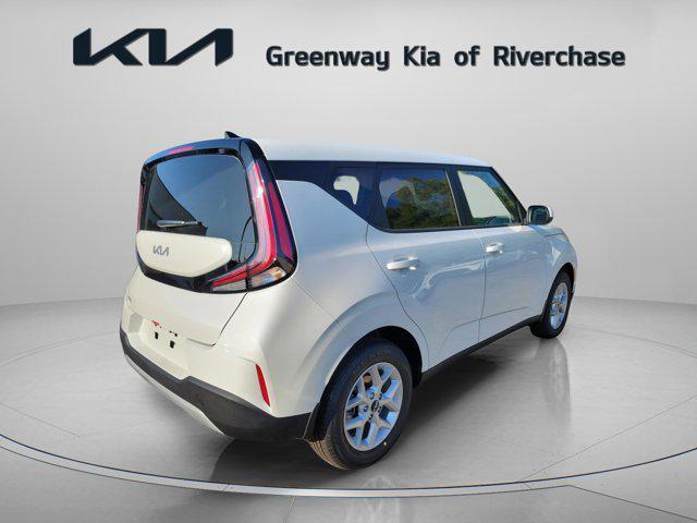 new 2025 Kia Soul car, priced at $21,618