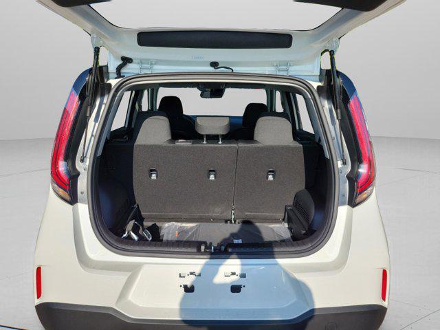 new 2025 Kia Soul car, priced at $21,618