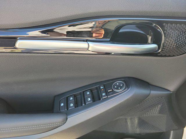 new 2025 Kia Seltos car, priced at $25,645