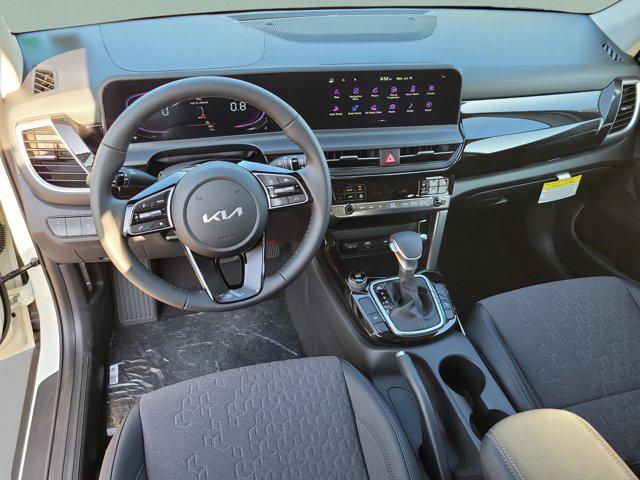 new 2025 Kia Seltos car, priced at $25,645