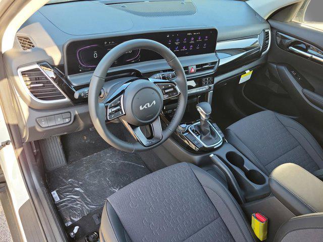 new 2025 Kia Seltos car, priced at $25,645