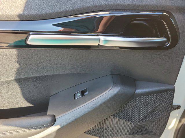 new 2025 Kia Seltos car, priced at $25,645