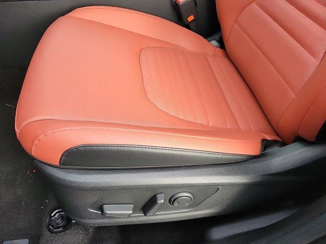 new 2025 Kia Sportage car, priced at $36,155