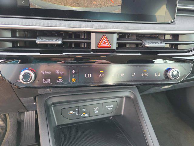 new 2025 Kia K5 car, priced at $27,050