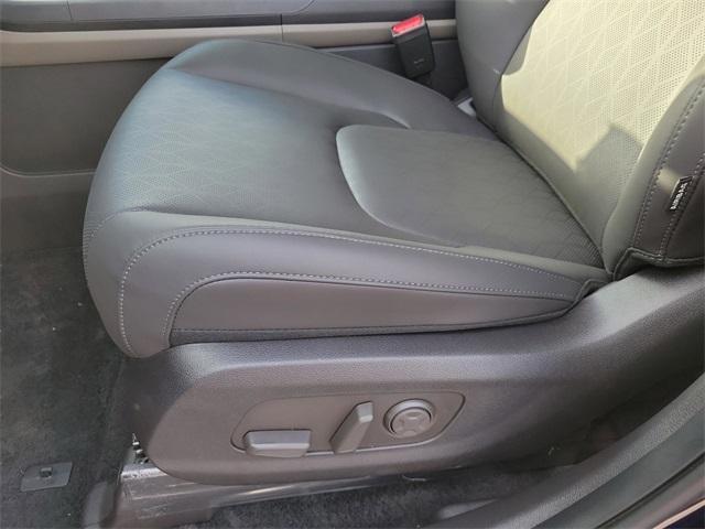 new 2026 Kia Carnival car, priced at $42,325