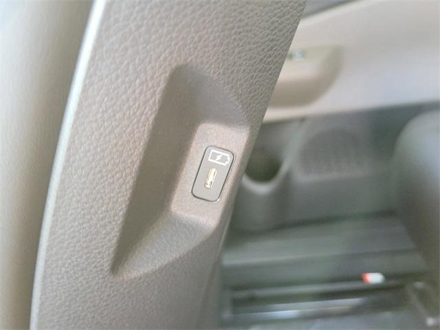 new 2026 Kia Carnival car, priced at $42,325