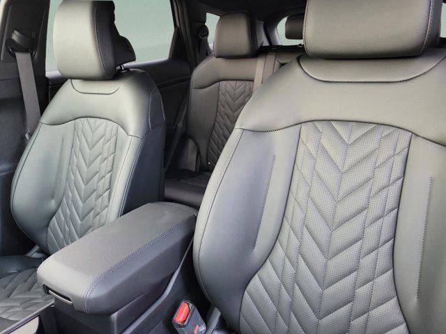 new 2025 Kia Sportage car, priced at $38,205