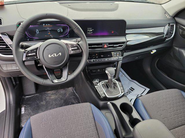 new 2025 Kia Seltos car, priced at $25,645