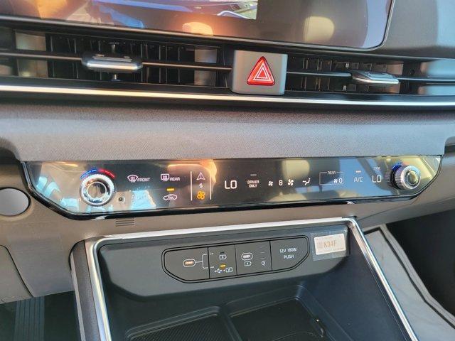 new 2026 Kia Carnival Hybrid car, priced at $44,915