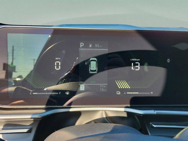new 2026 Kia Sportage Hybrid car, priced at $33,360