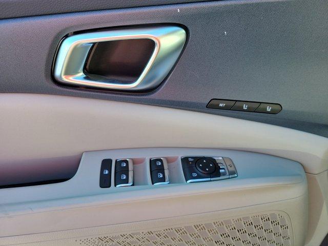 new 2025 Kia Carnival car, priced at $43,195