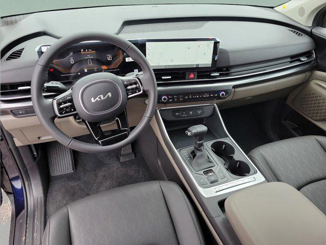 new 2025 Kia Carnival car, priced at $40,680
