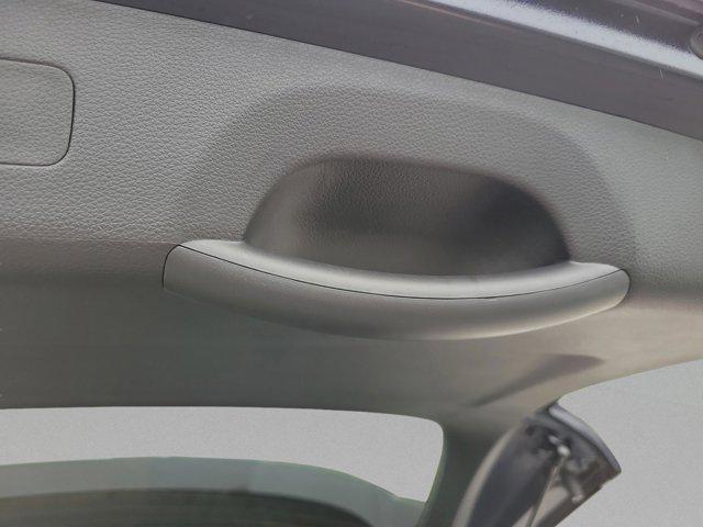 new 2025 Kia Carnival car, priced at $40,680