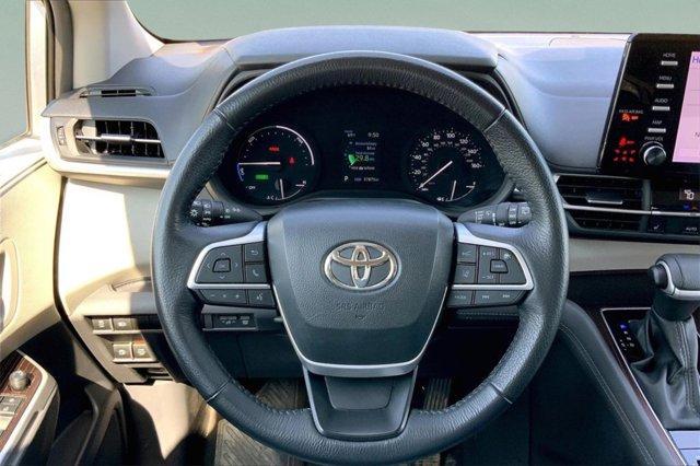 used 2024 Toyota Sienna car, priced at $43,800